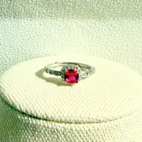 Pink Zirconia Silver Ring - Elegant & Romantic